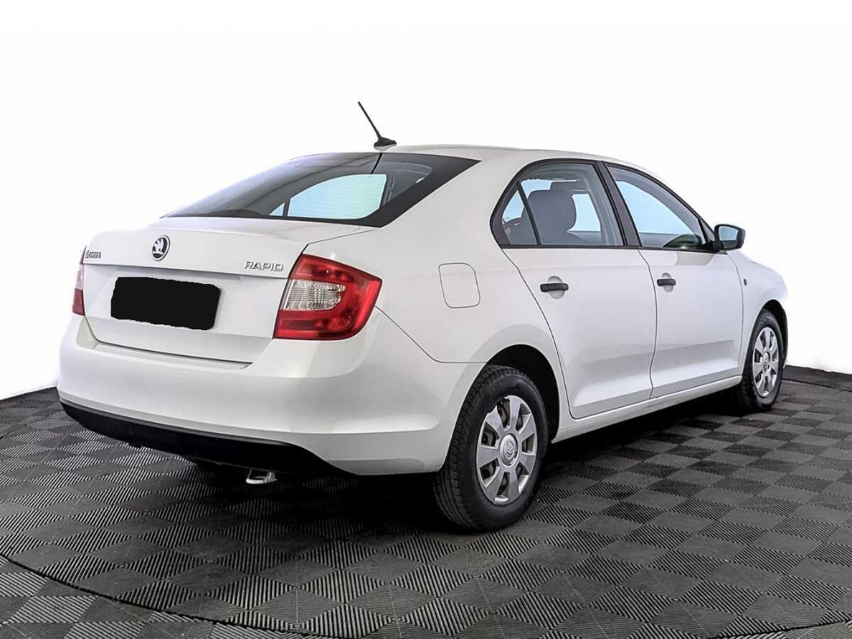 Skoda Rapid 2017 года с пробегом. Фото: #4