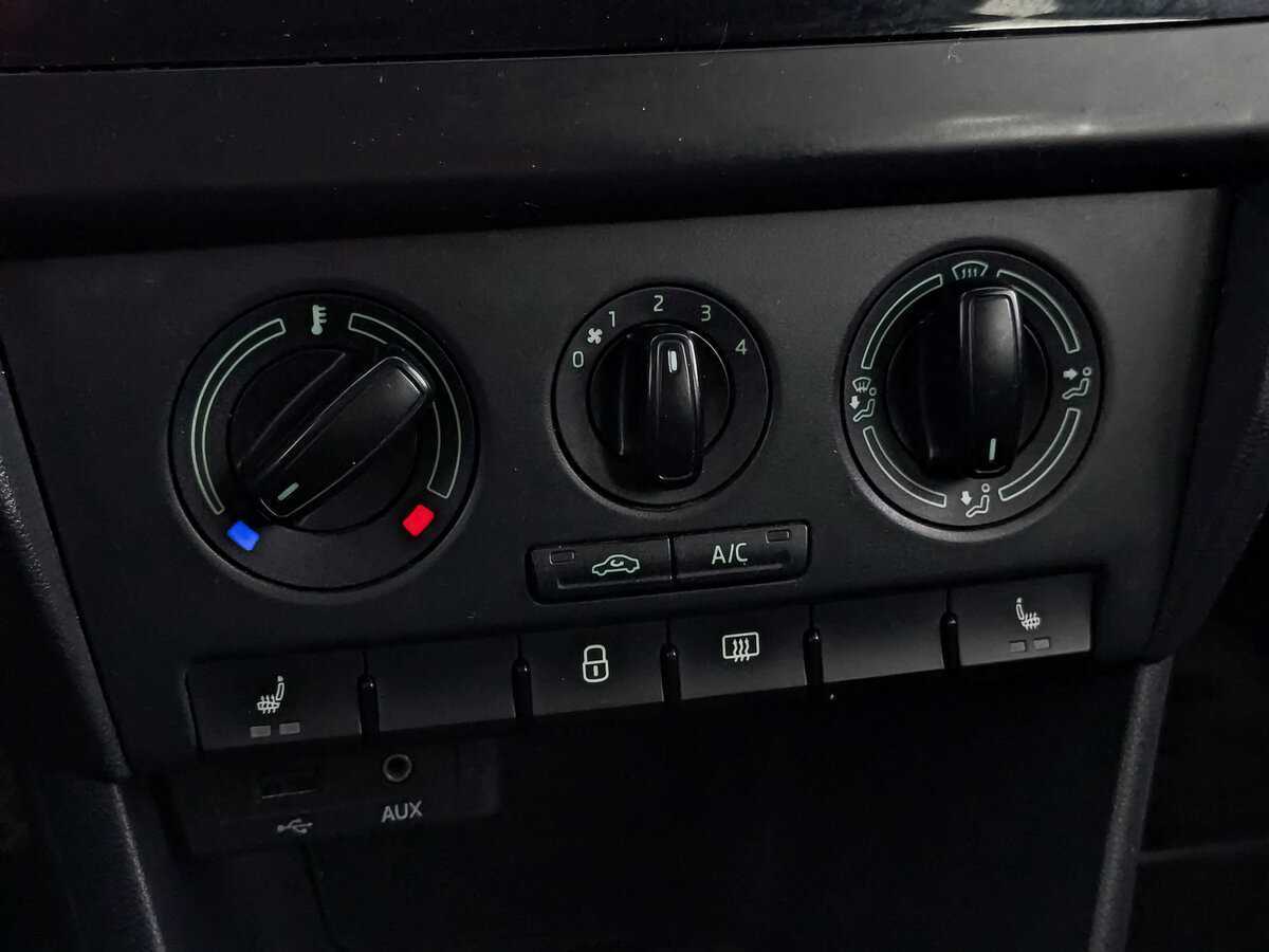 Skoda Rapid 2017 года с пробегом. Фото: #20