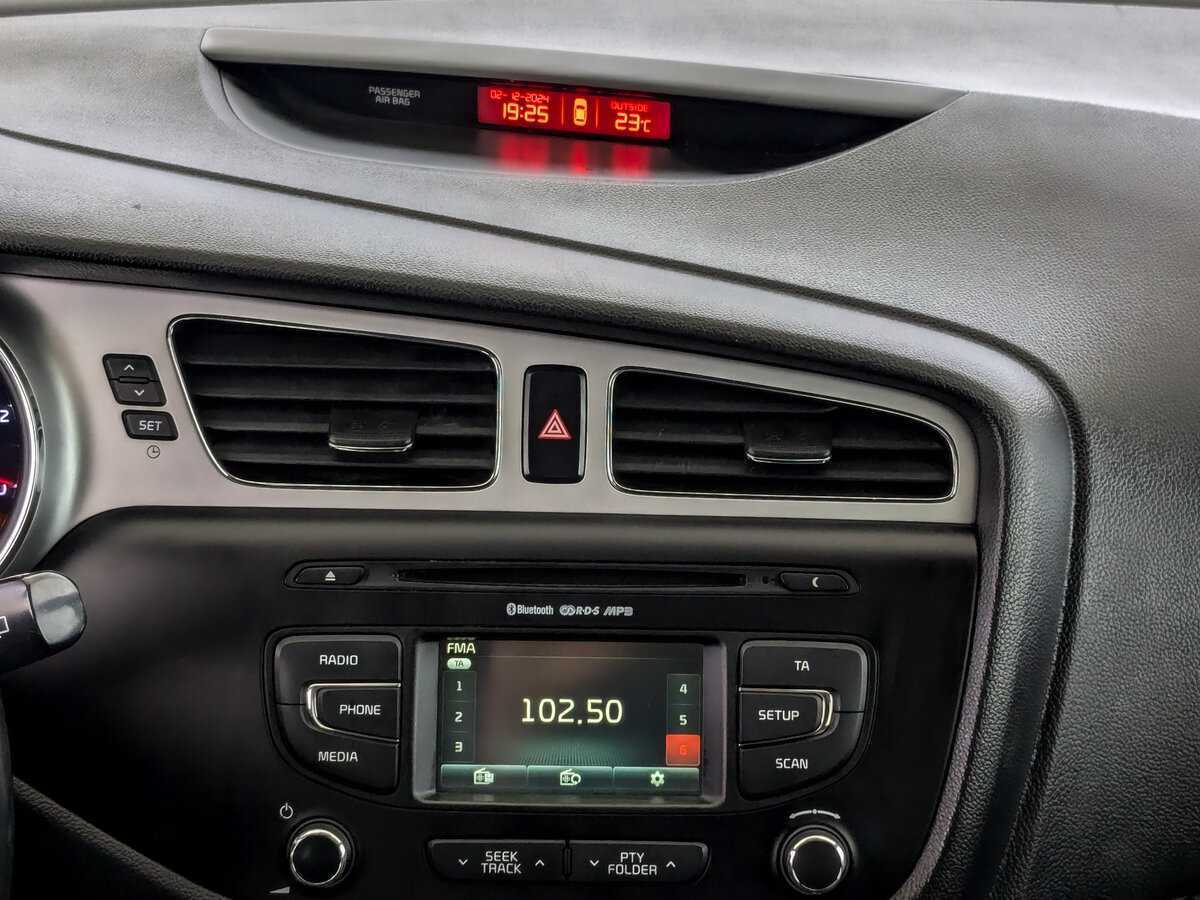 Kia Ceed 2014 года с пробегом. Фото: #14