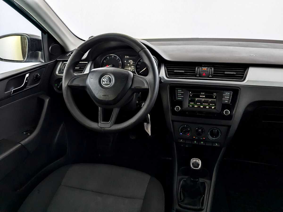 Skoda Rapid 2017 года с пробегом. Фото: #25