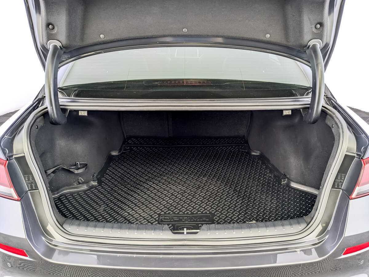 Kia Optima 2018 года с пробегом. Фото: #9