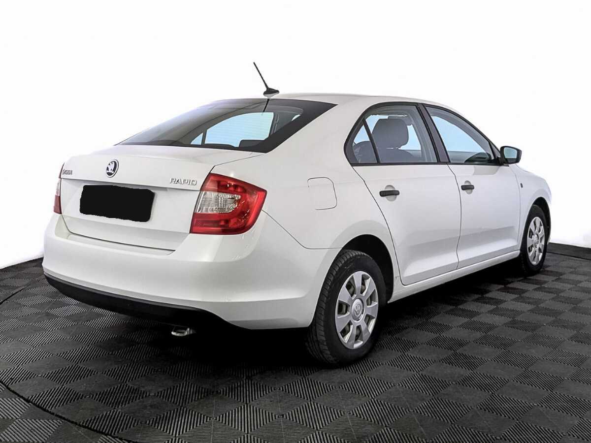 Skoda Rapid 2017 года с пробегом. Фото: #4