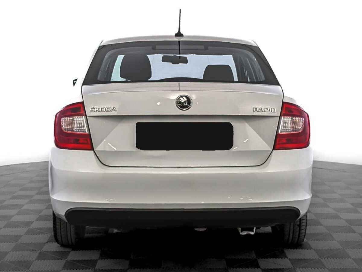 Skoda Rapid 2017 года с пробегом. Фото: #5