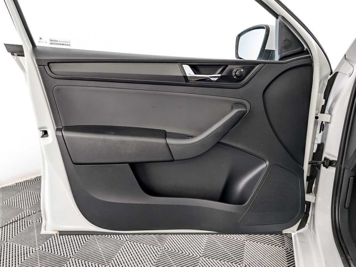 Skoda Rapid 2019 года с пробегом. Фото: #18