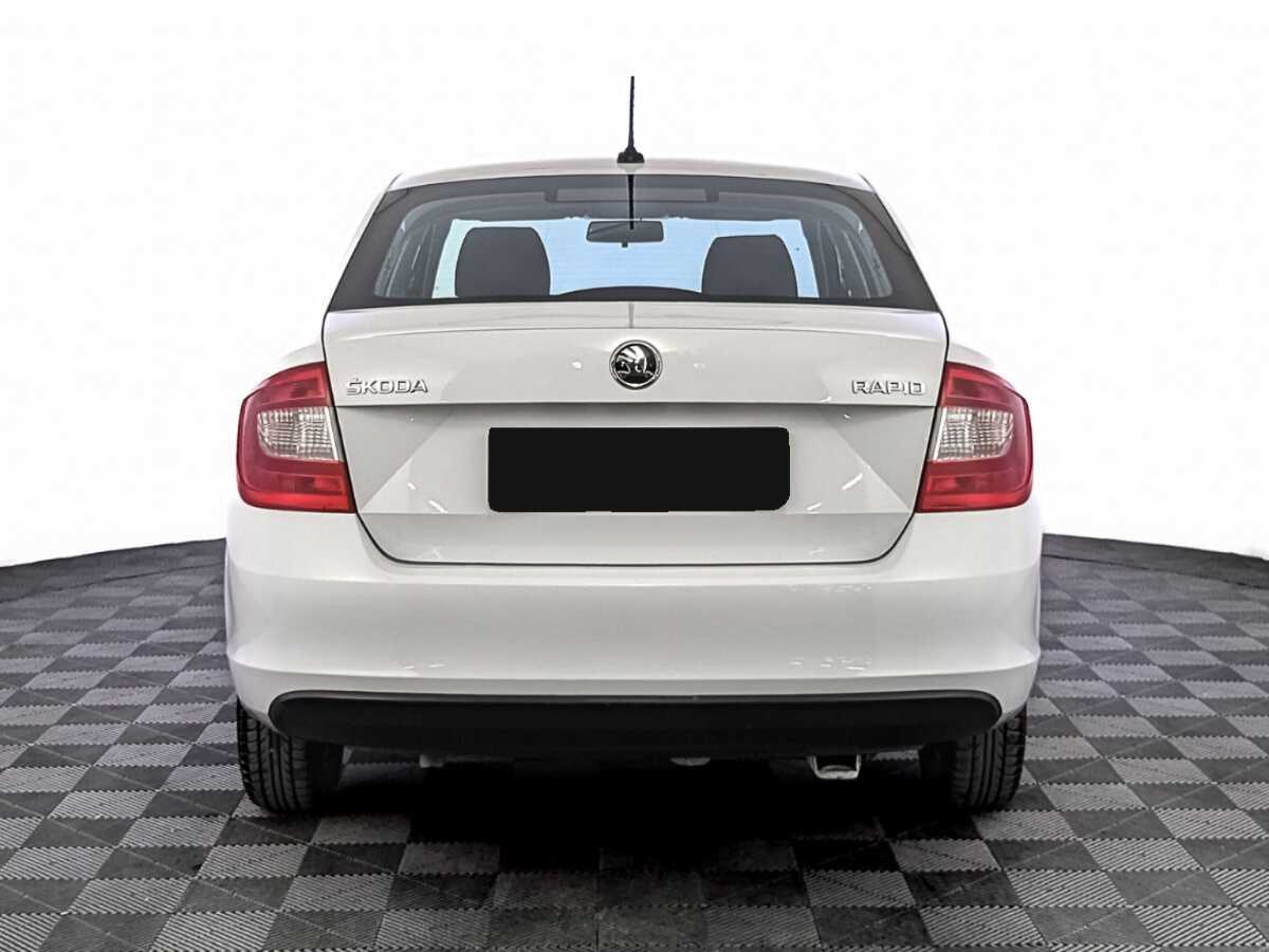 Skoda Rapid 2017 года с пробегом. Фото: #5