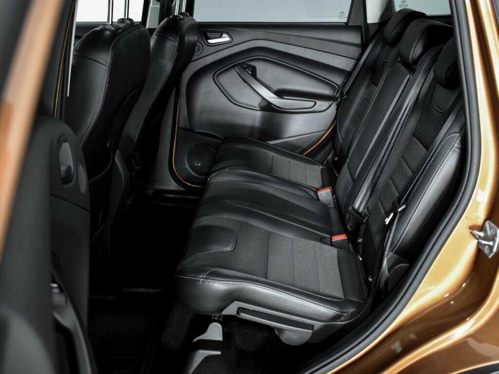 Ford Kuga 2016 года с пробегом. Фото: #11