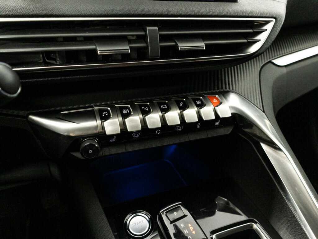 Peugeot 3008 2017 года с пробегом. Фото: #16