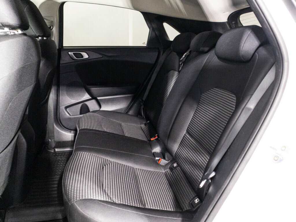 Kia Ceed 2019 года с пробегом. Фото: #9