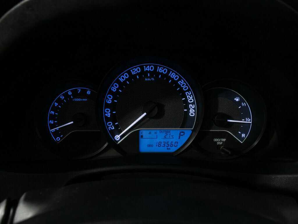 Toyota Auris 2013 года с пробегом. Фото: #11