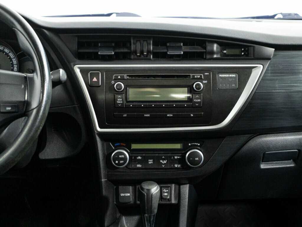 Toyota Auris 2013 года с пробегом. Фото: #13