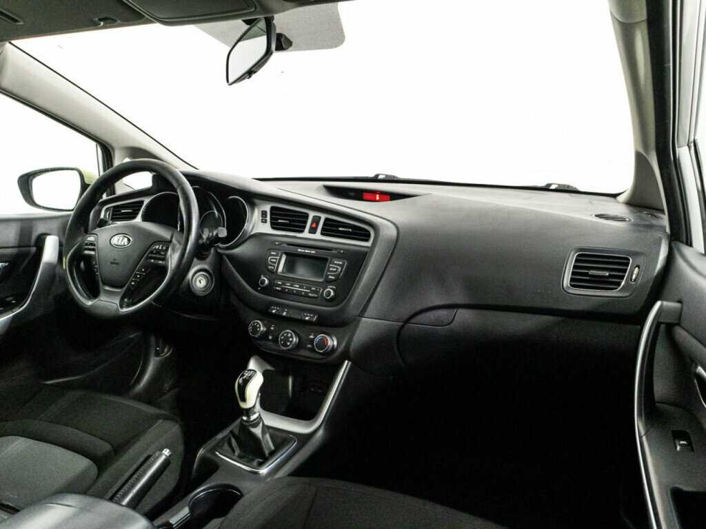 Kia Ceed 2012 года с пробегом. Фото: #8