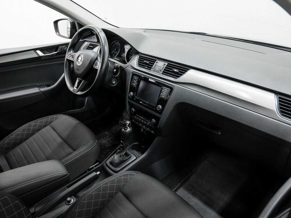 Skoda Rapid 2018 года с пробегом. Фото: #5