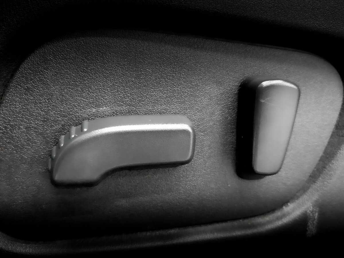 Subaru Forester 2015 года с пробегом. Фото: #18