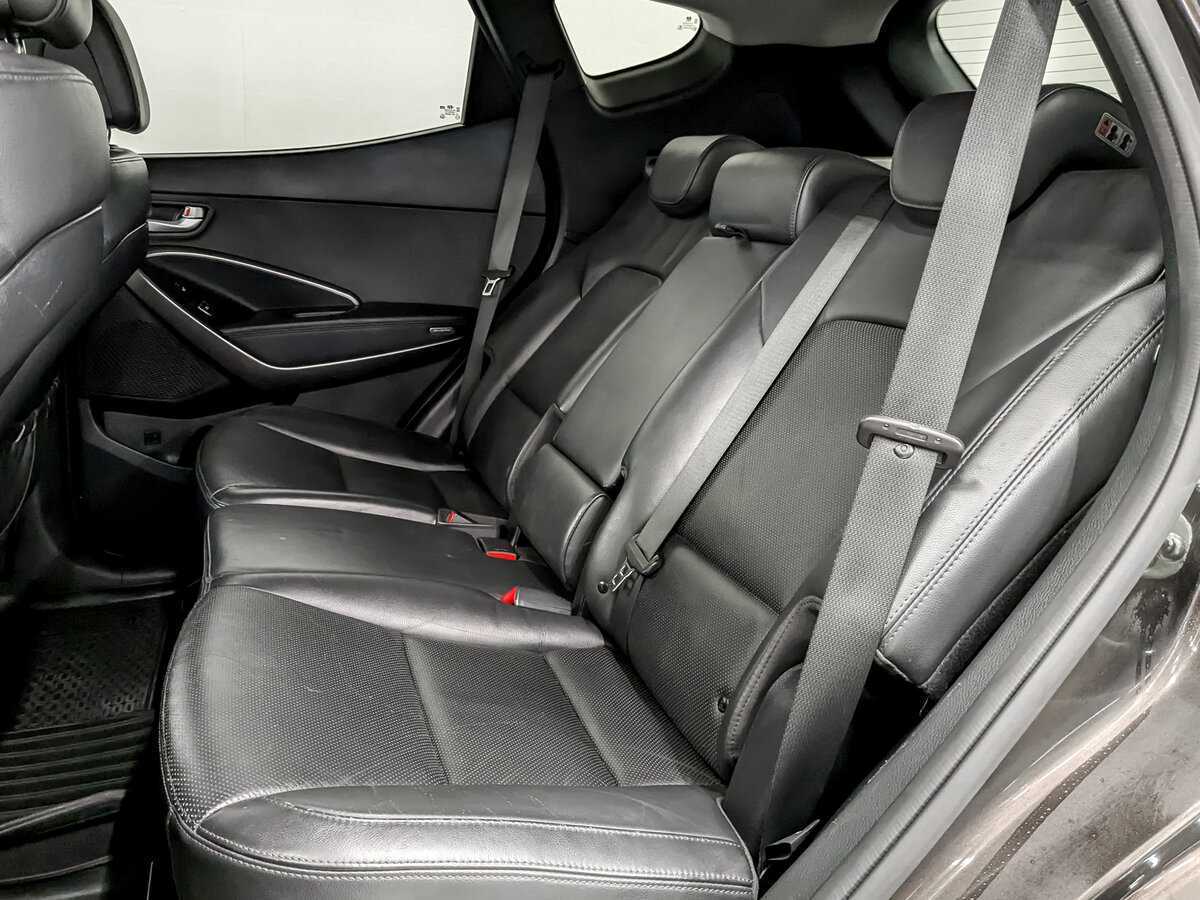 Hyundai Santa Fe 2015 года с пробегом. Фото: #11