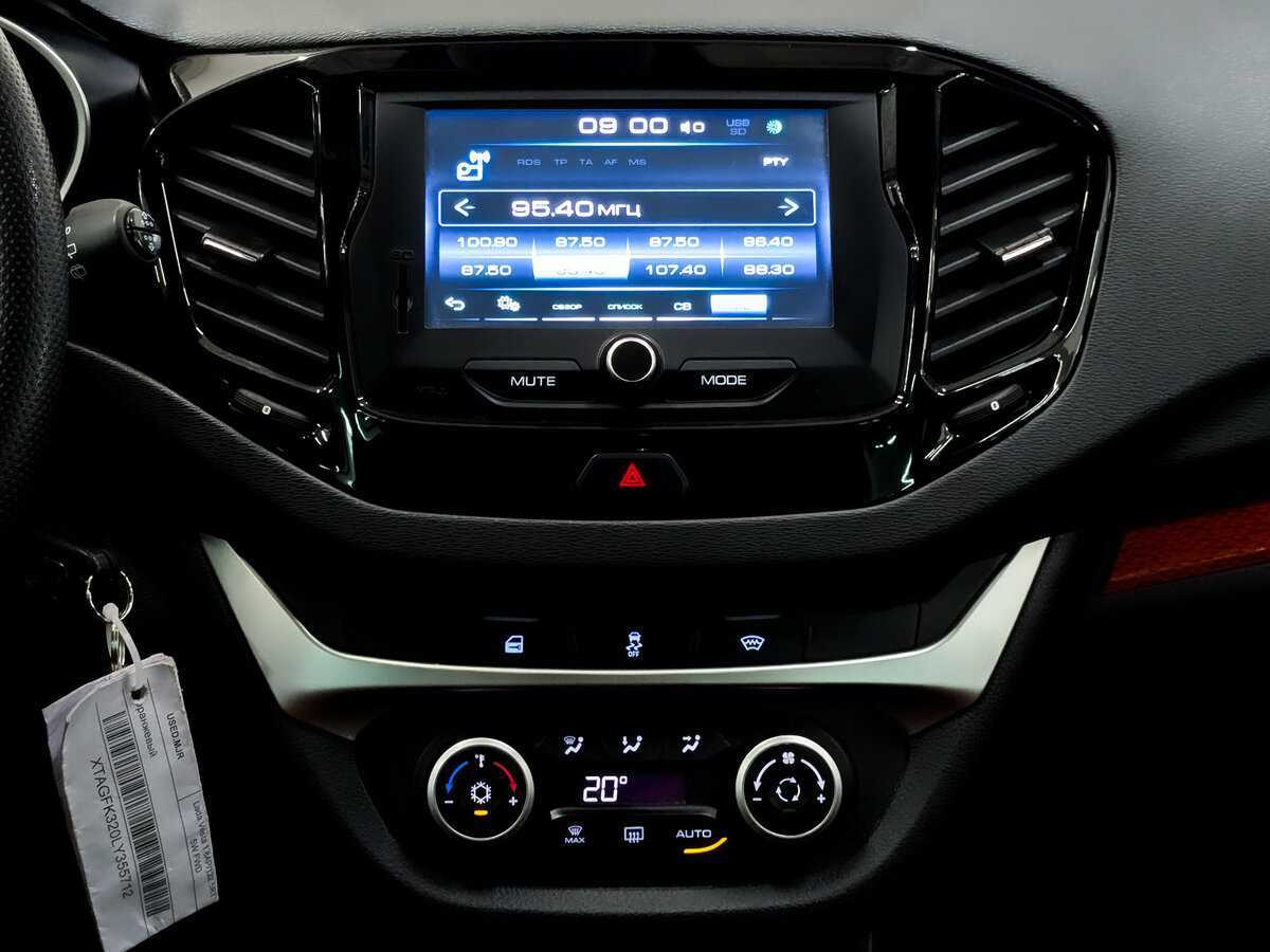 Lada (ВАЗ) Vesta 2019 года с пробегом. Фото: #14