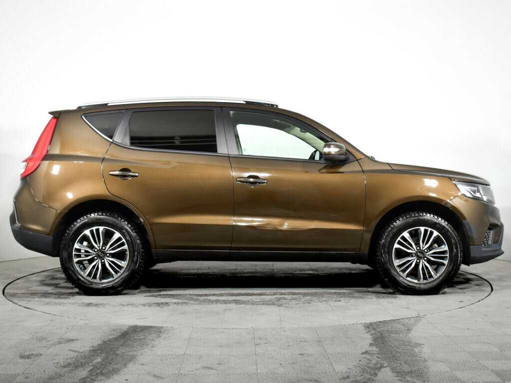 Geely Emgrand X7 2019 года с пробегом. Фото: #3