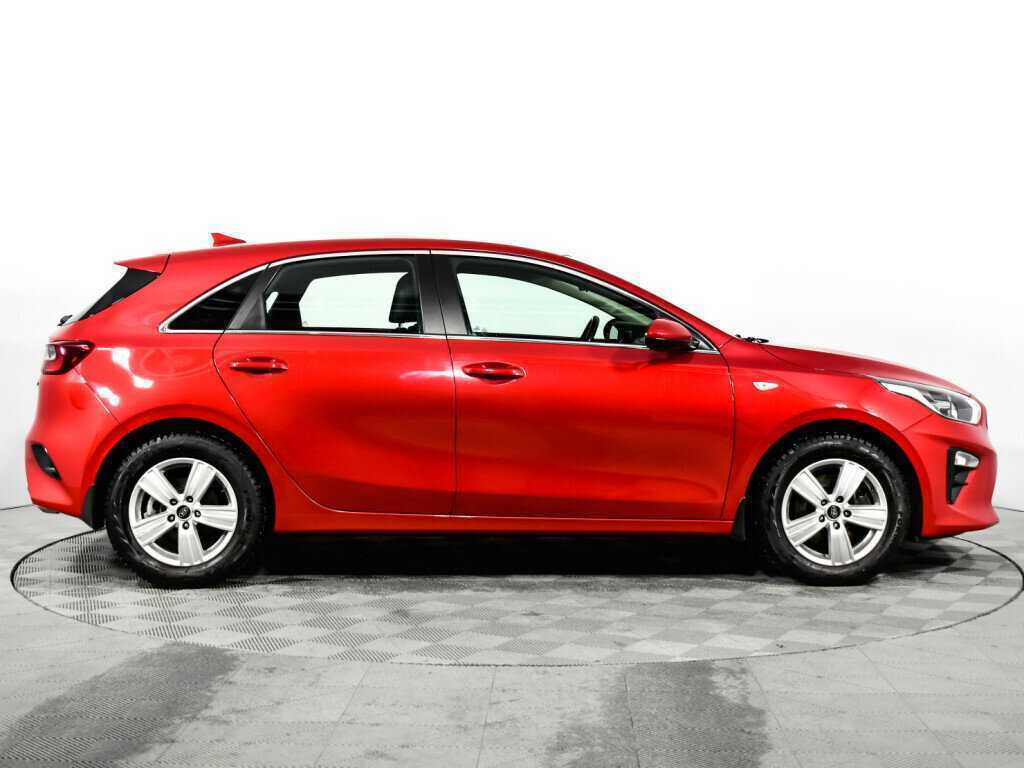 Kia Ceed 2018 года с пробегом. Фото: #3