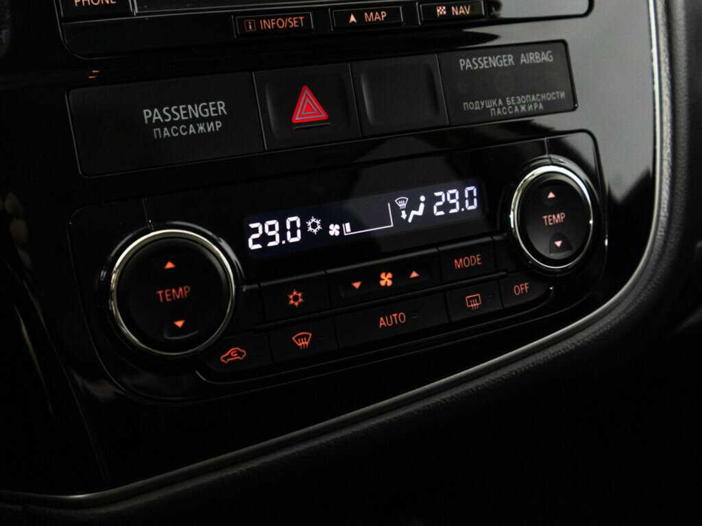 Mitsubishi Outlander 2016 года с пробегом. Фото: #17