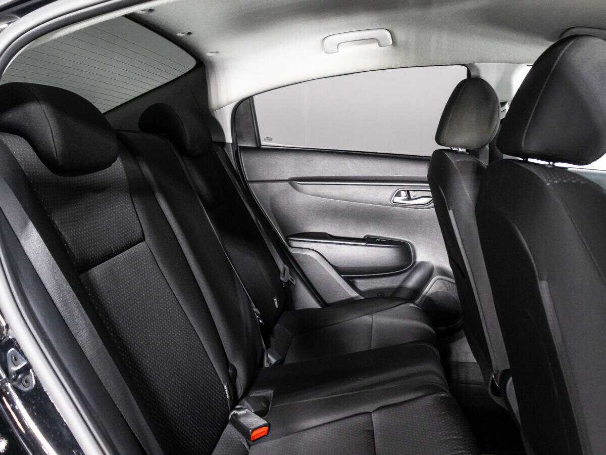 Kia Rio 2021 года с пробегом. Фото: #17