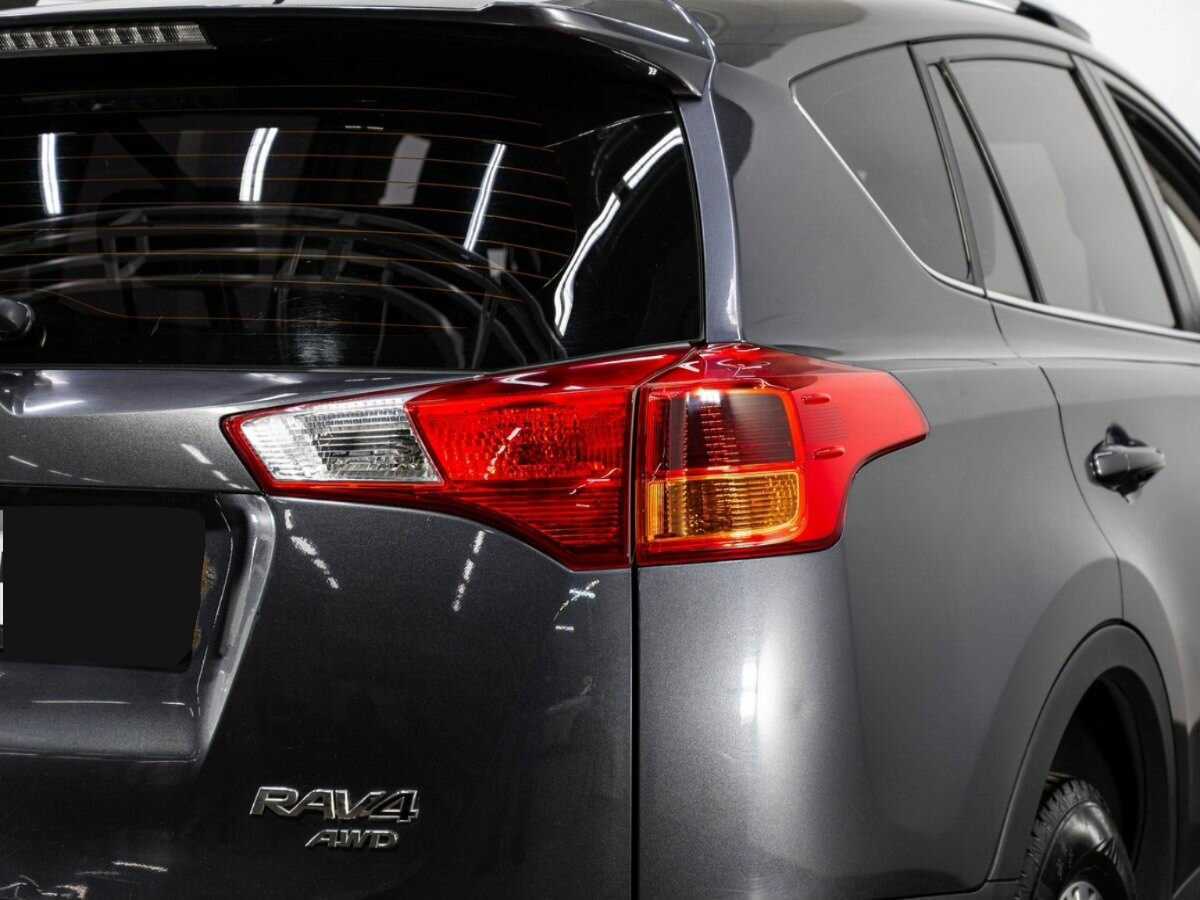 Toyota RAV4 2013 года с пробегом. Фото: #6