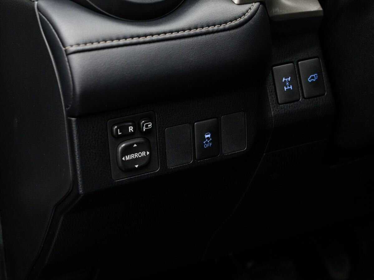 Toyota RAV4 2013 года с пробегом. Фото: #15