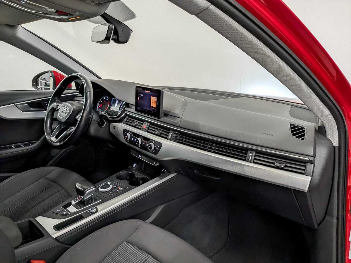 Audi A4 2017 года с пробегом. Фото: #10