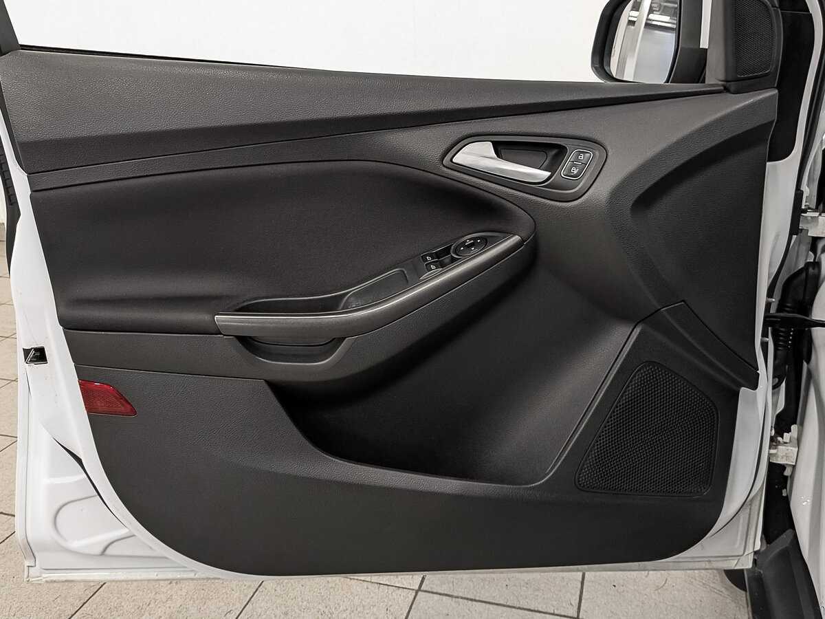 Ford Focus 2017 года с пробегом. Фото: #16