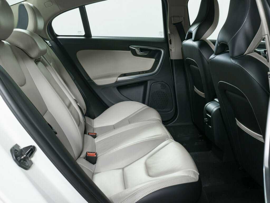 Volvo S60 2012 года с пробегом. Фото: #8