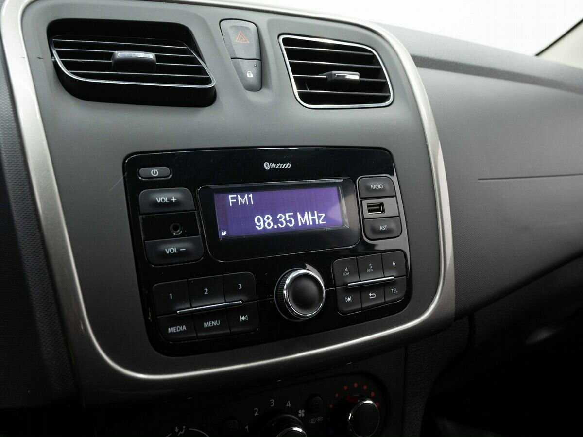 Renault Sandero 2020 года с пробегом. Фото: #17