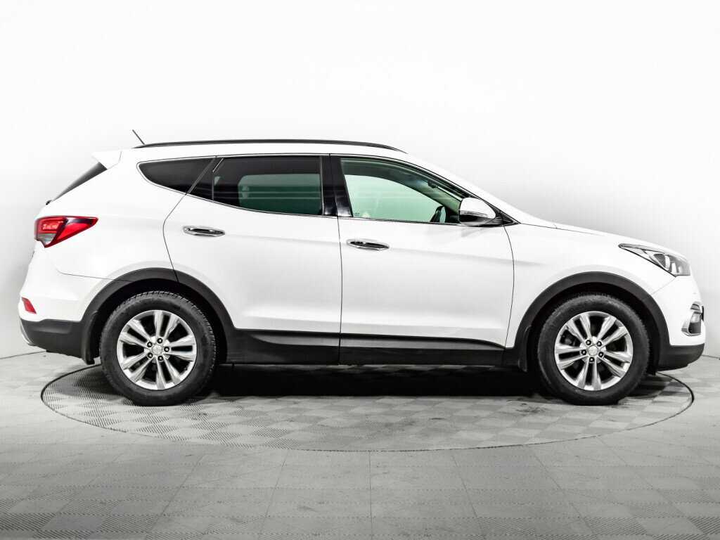 Hyundai Santa Fe 2015 года с пробегом. Фото: #3