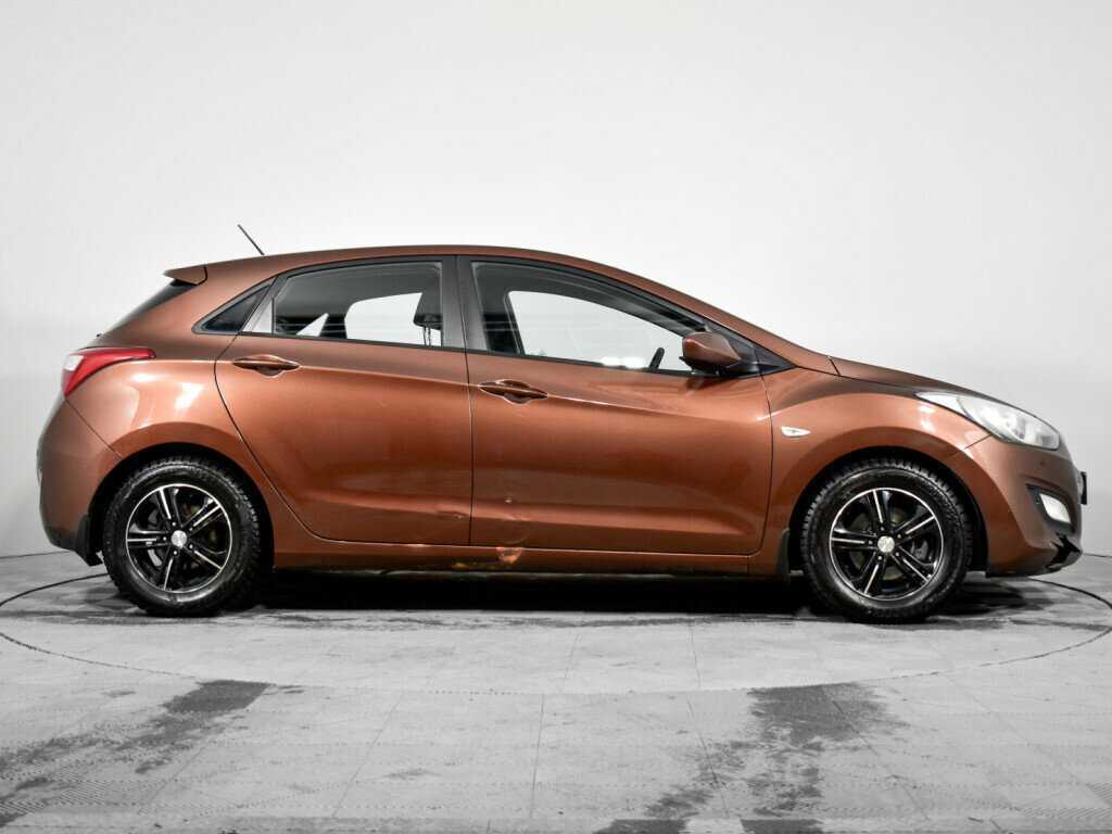 Hyundai i30 2013 года с пробегом. Фото: #3