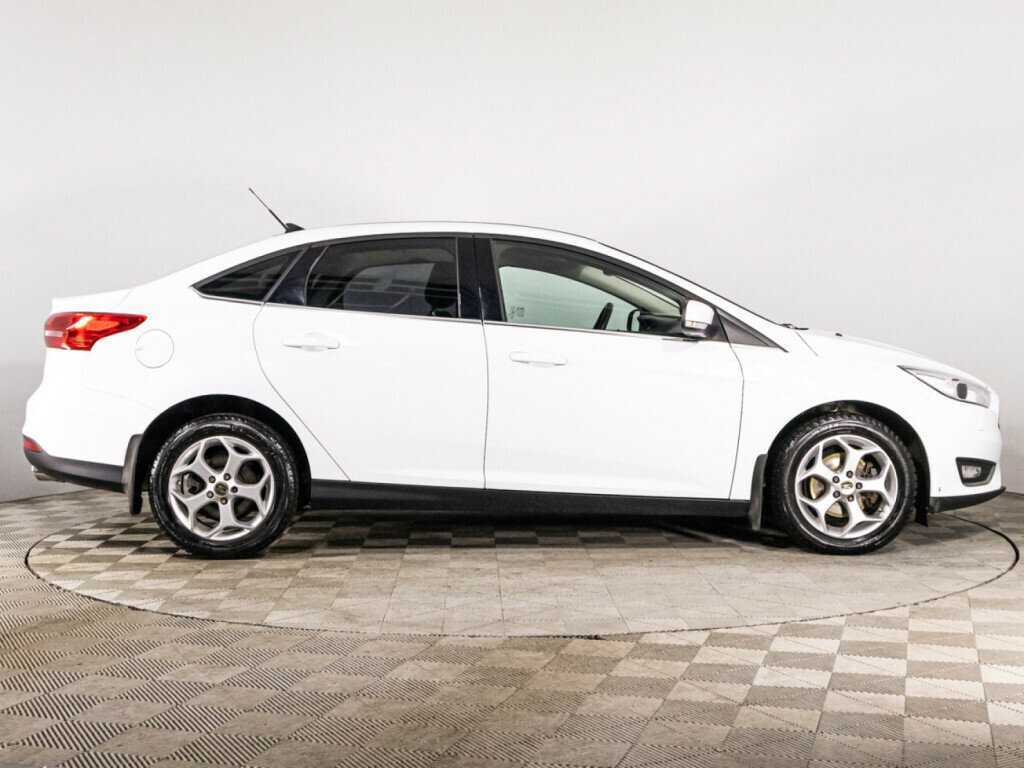 Ford Focus 2017 года с пробегом. Фото: #3