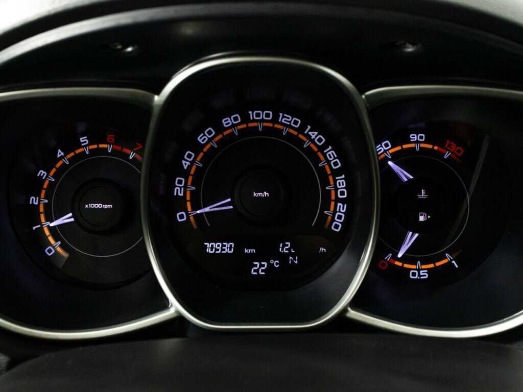 Lada (ВАЗ) Vesta 2018 года с пробегом. Фото: #11