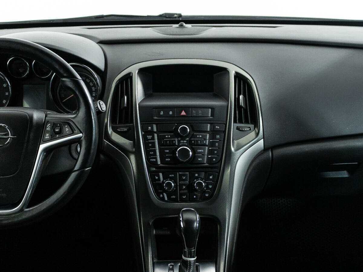 Opel Astra 2012 года с пробегом. Фото: #13