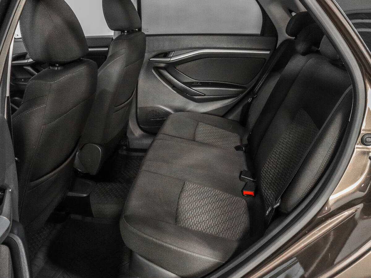 Lada (ВАЗ) Vesta 2017 года с пробегом. Фото: #9