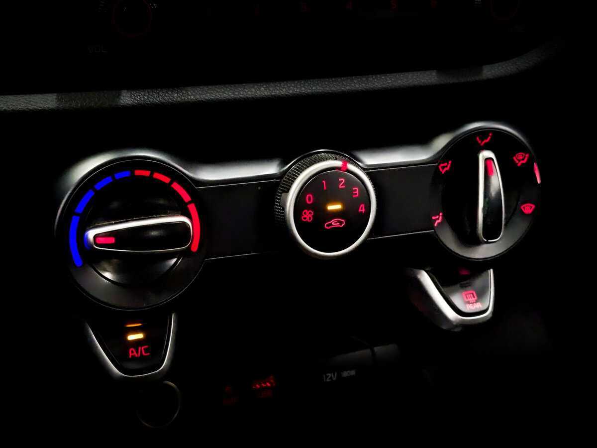 Kia Rio 2020 года с пробегом. Фото: #24