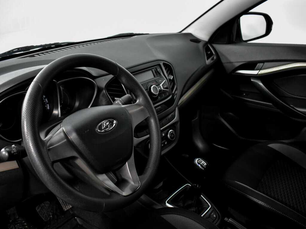 Lada (ВАЗ) Vesta 2016 года с пробегом. Фото: #8