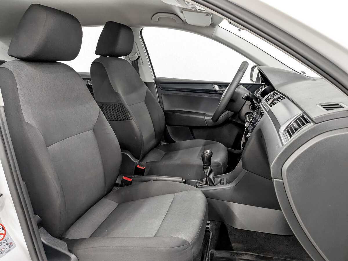 Skoda Rapid 2017 года с пробегом. Фото: #22