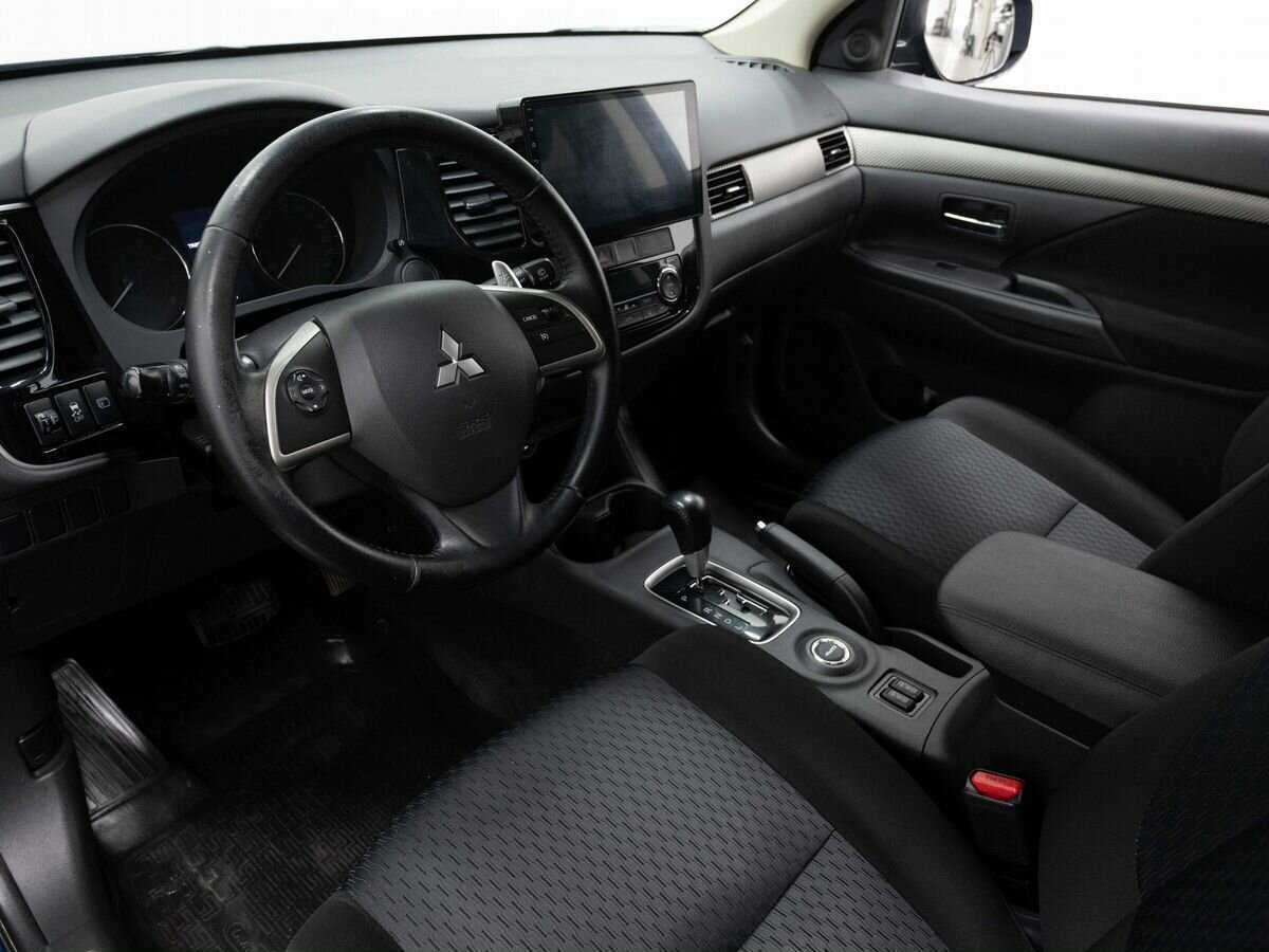 Mitsubishi Outlander 2014 года с пробегом. Фото: #6