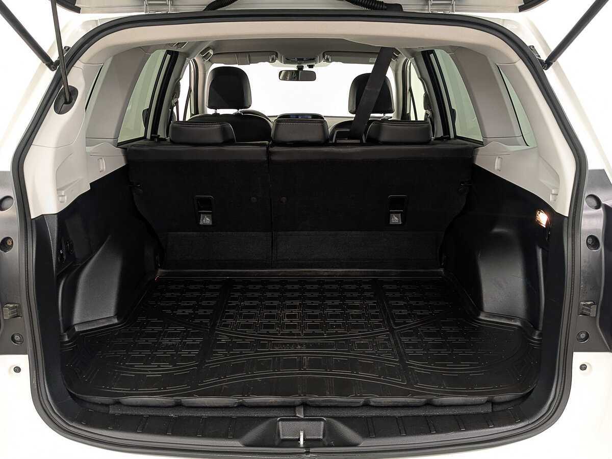 Subaru Forester 2018 года с пробегом. Фото: #9
