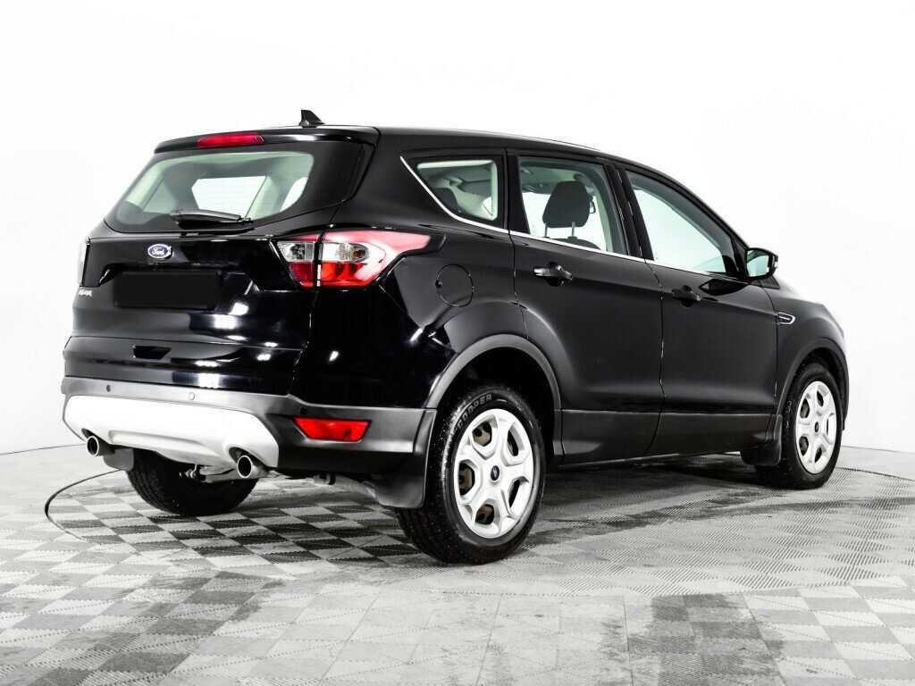 Ford Kuga 2017 года с пробегом. Фото: #4