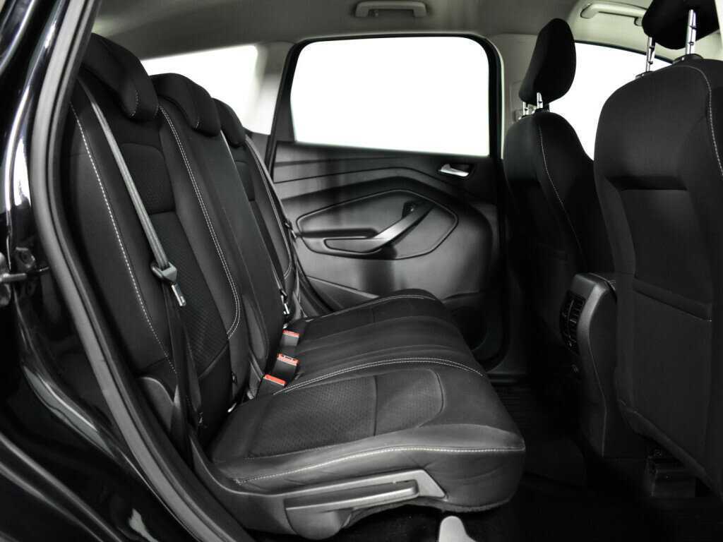 Ford Kuga 2017 года с пробегом. Фото: #9