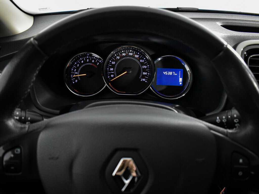 Renault Sandero 2017 года с пробегом. Фото: #14