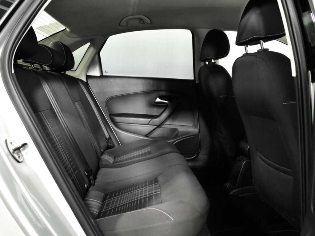 Volkswagen Polo 2015 года с пробегом. Фото: #9
