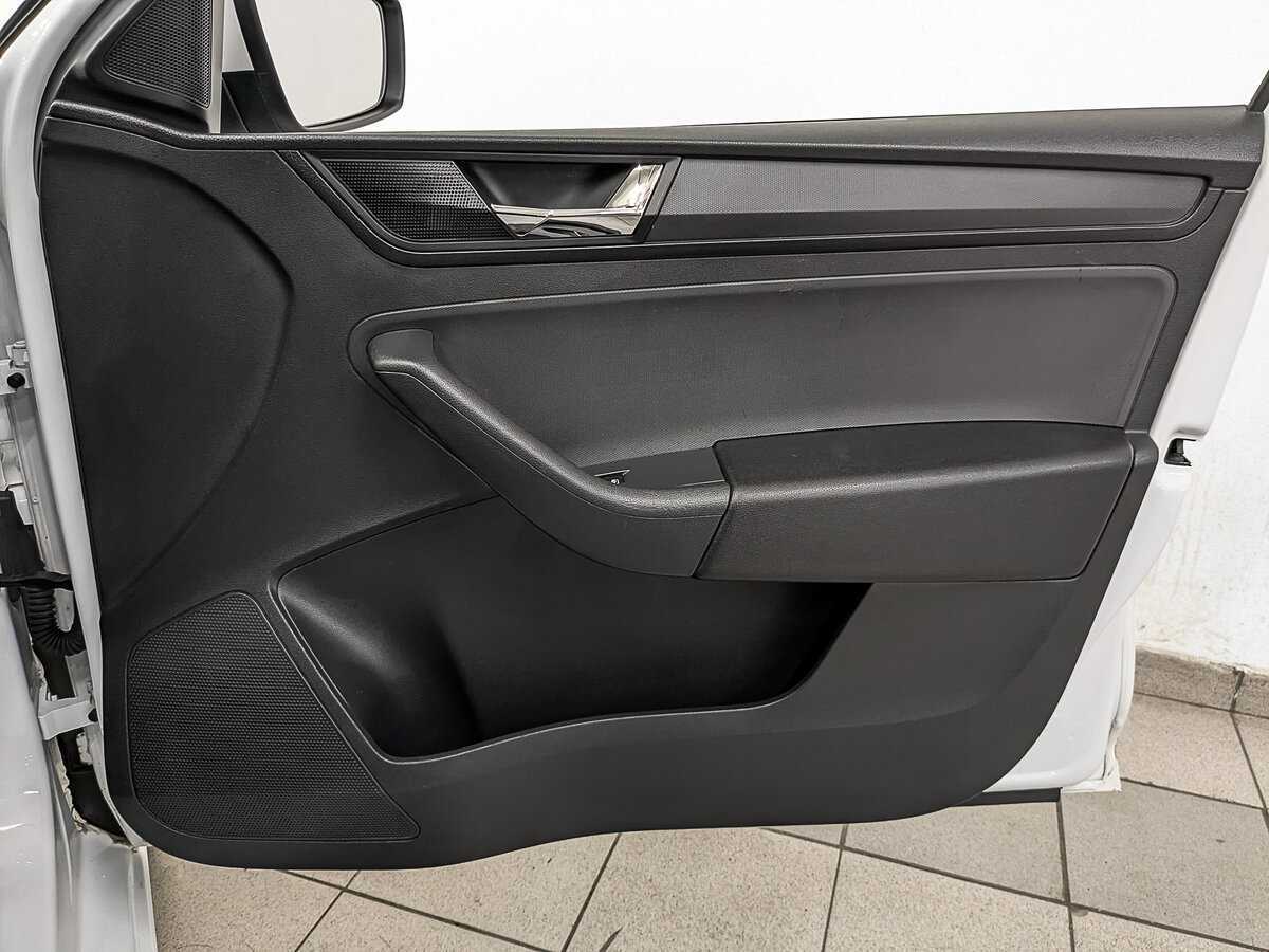 Skoda Rapid 2019 года с пробегом. Фото: #20