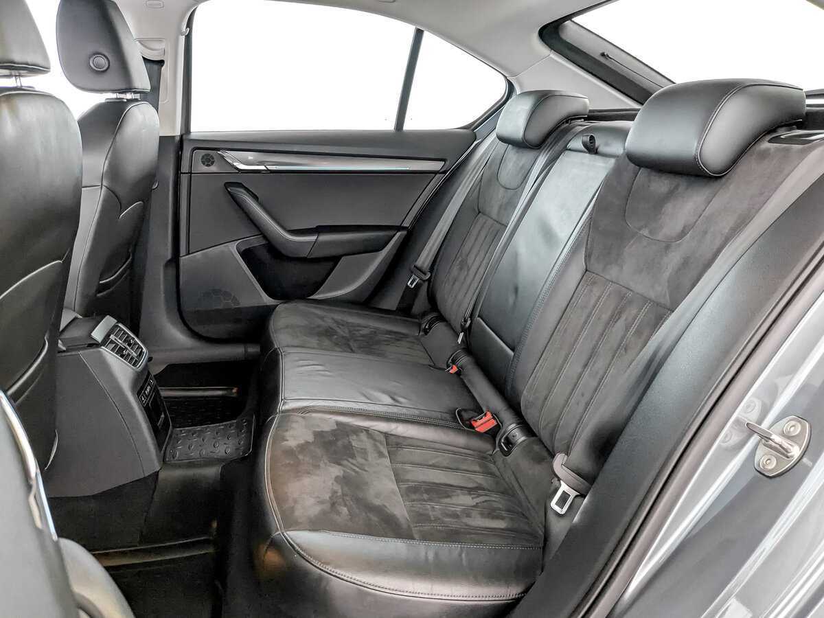 Skoda Octavia 2017 года с пробегом. Фото: #11