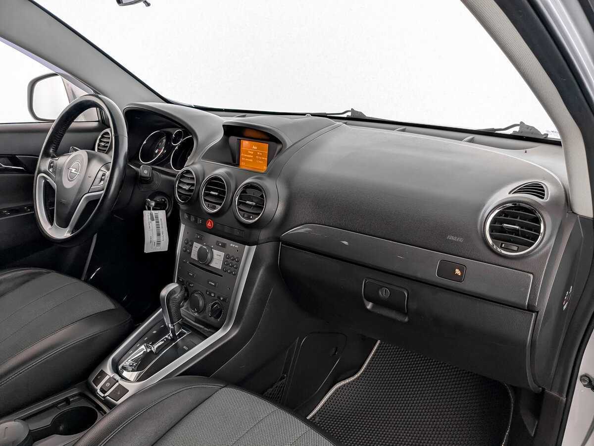 Opel Antara 2012 года с пробегом. Фото: #10