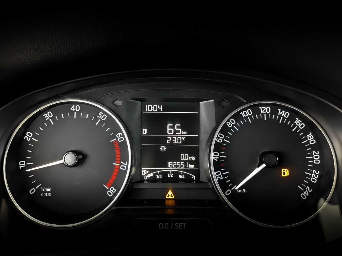 Skoda Rapid 2017 года с пробегом. Фото: #12