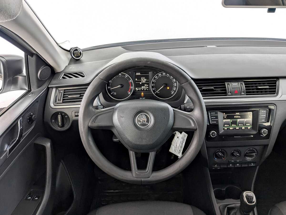 Skoda Rapid 2017 года с пробегом. Фото: #20