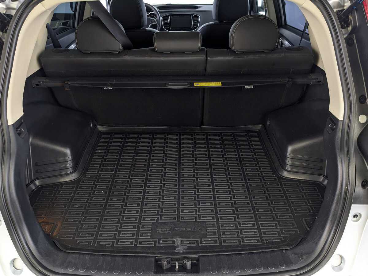 Geely Emgrand X7 2020 года с пробегом. Фото: #9